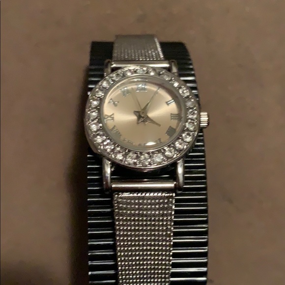 Silver w/Clear Rhinestone Lt. Pink Face Mesh Watch - Picture 6 of 7